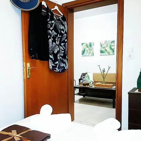 Guest house Papalamprou-apartments *