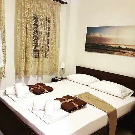 Papalamprou-apartments Guest house