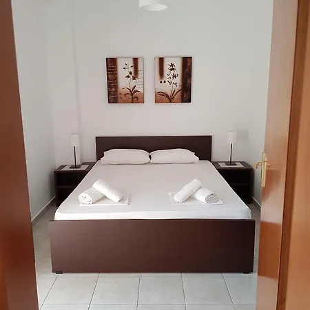 Papalamprou-apartments Siviri