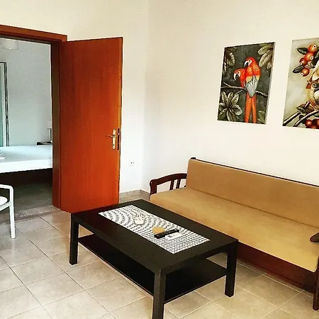 Papalamprou-apartments Guest house *
