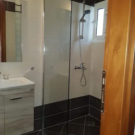 Papalamprou-apartments